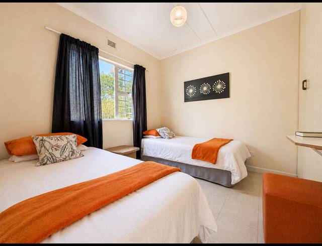 200M² LODGE FOR SALE IN GLENMORE